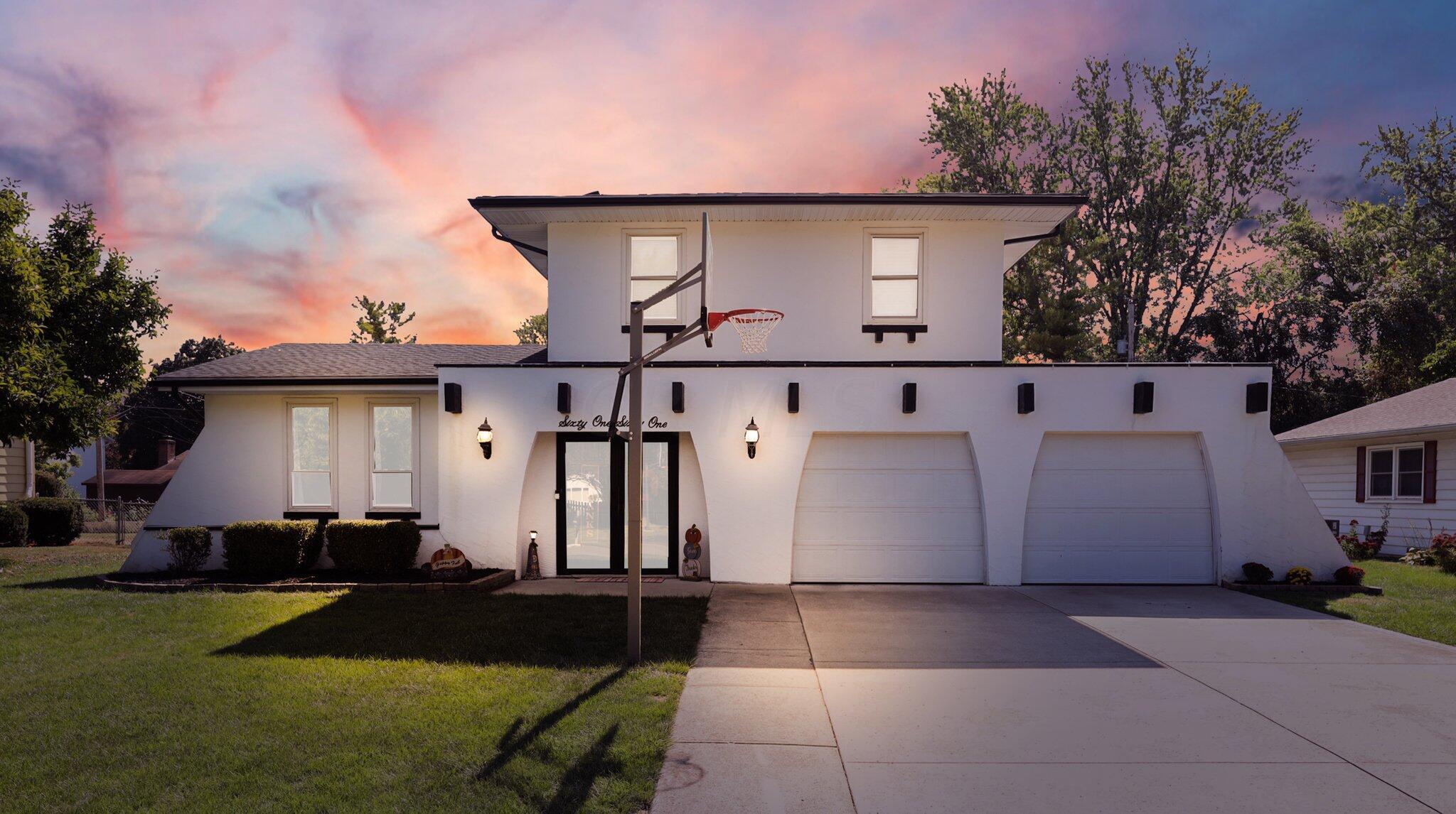 6161 Sunny Vale Drive Property Photo 1