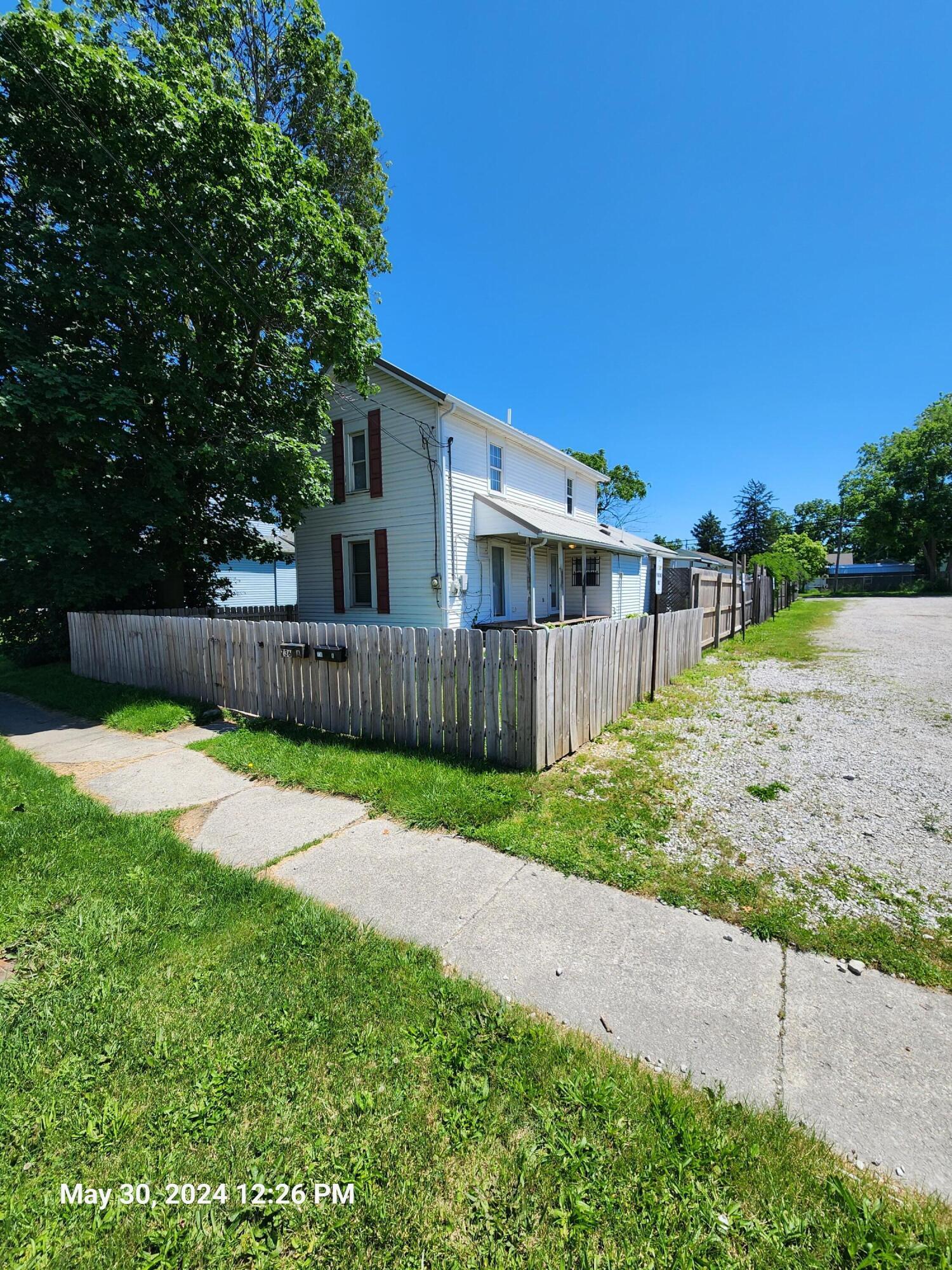 736 N Main Street Property Photo 1