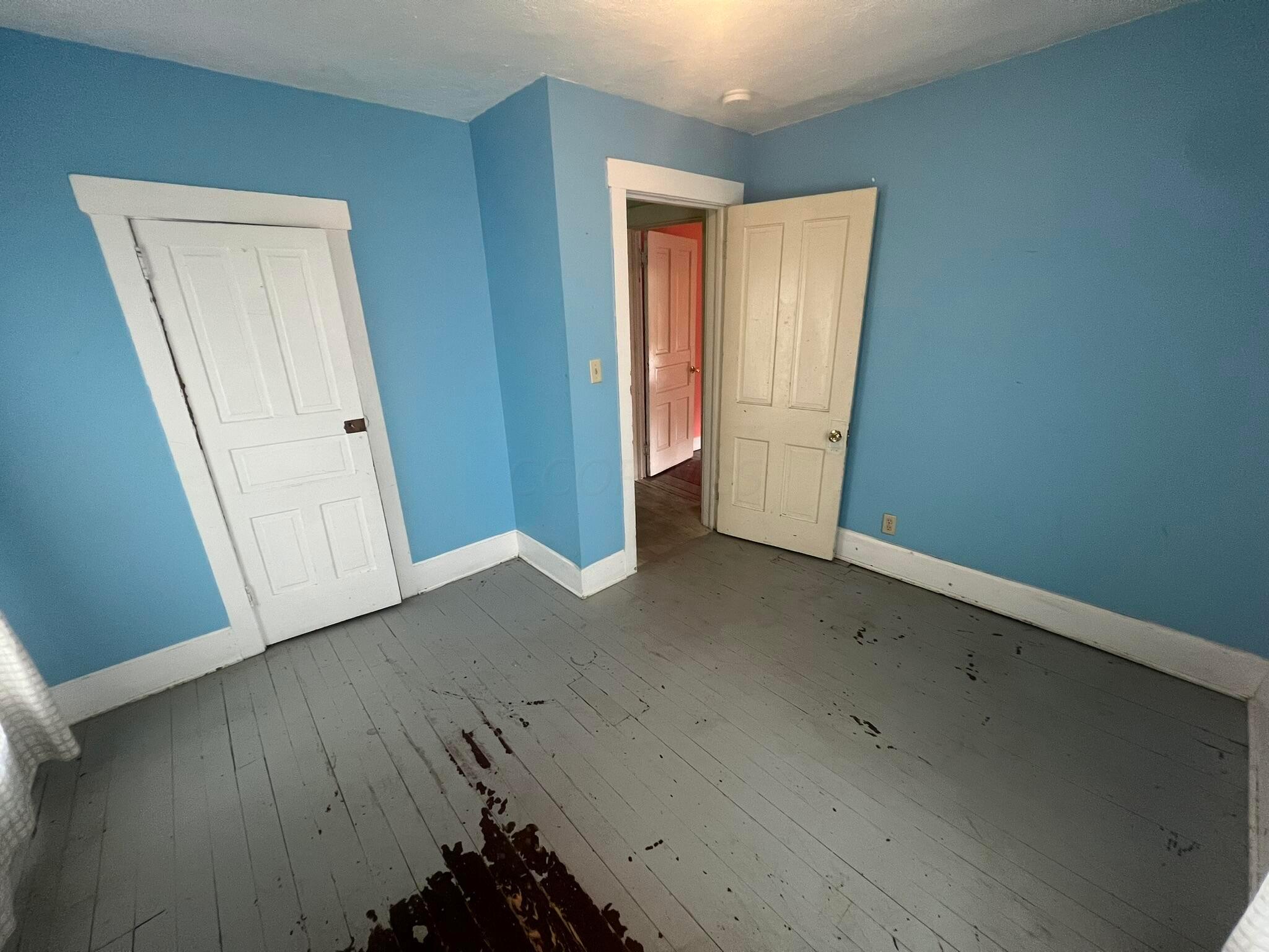 204 W Walnut Street Property Photo 1