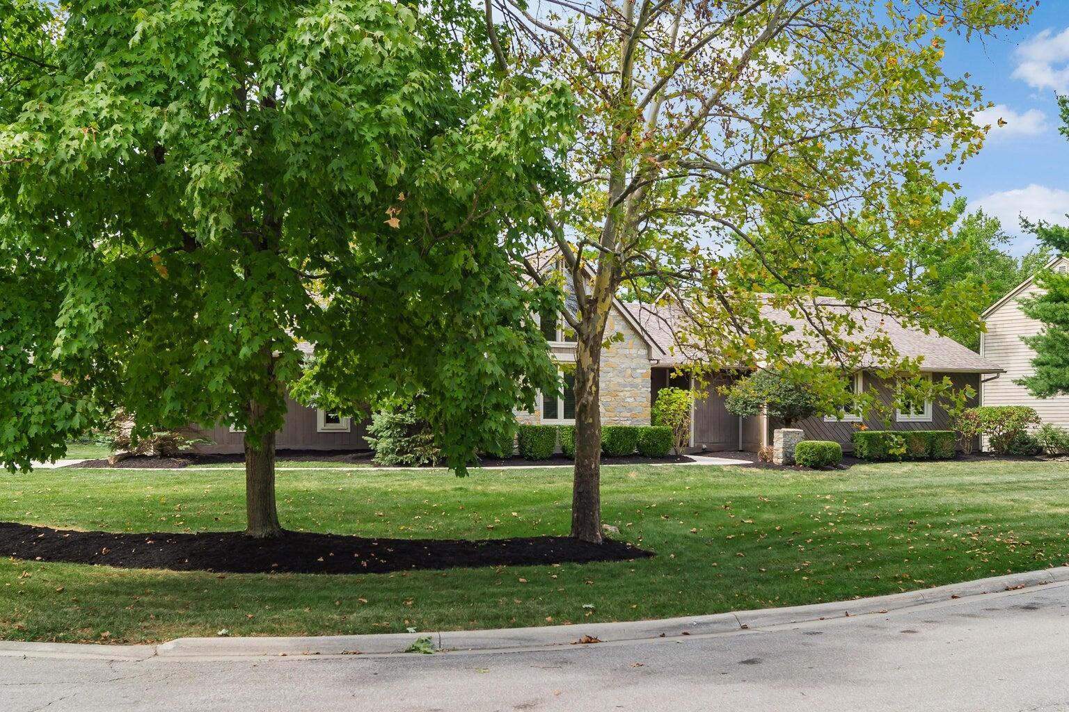 5267 Aryshire Drive Property Photo 4