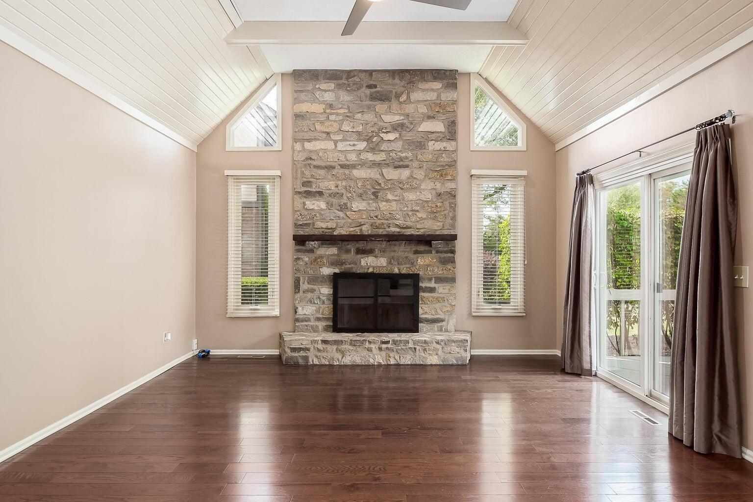 5267 Aryshire Drive Property Photo 8