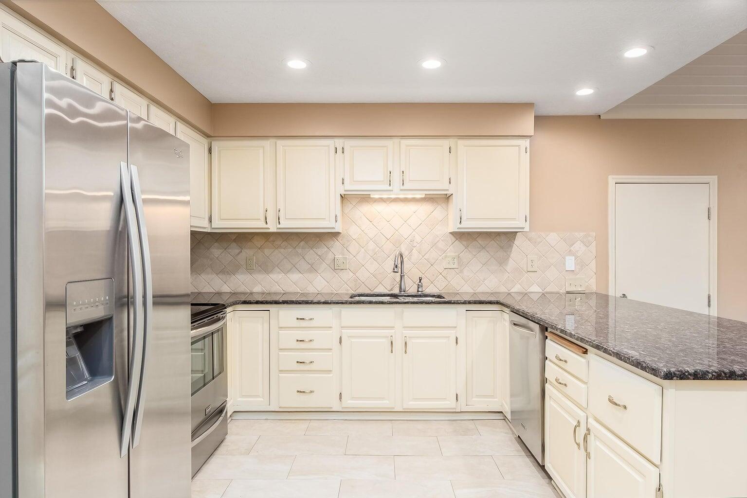 5267 Aryshire Drive Property Photo 13