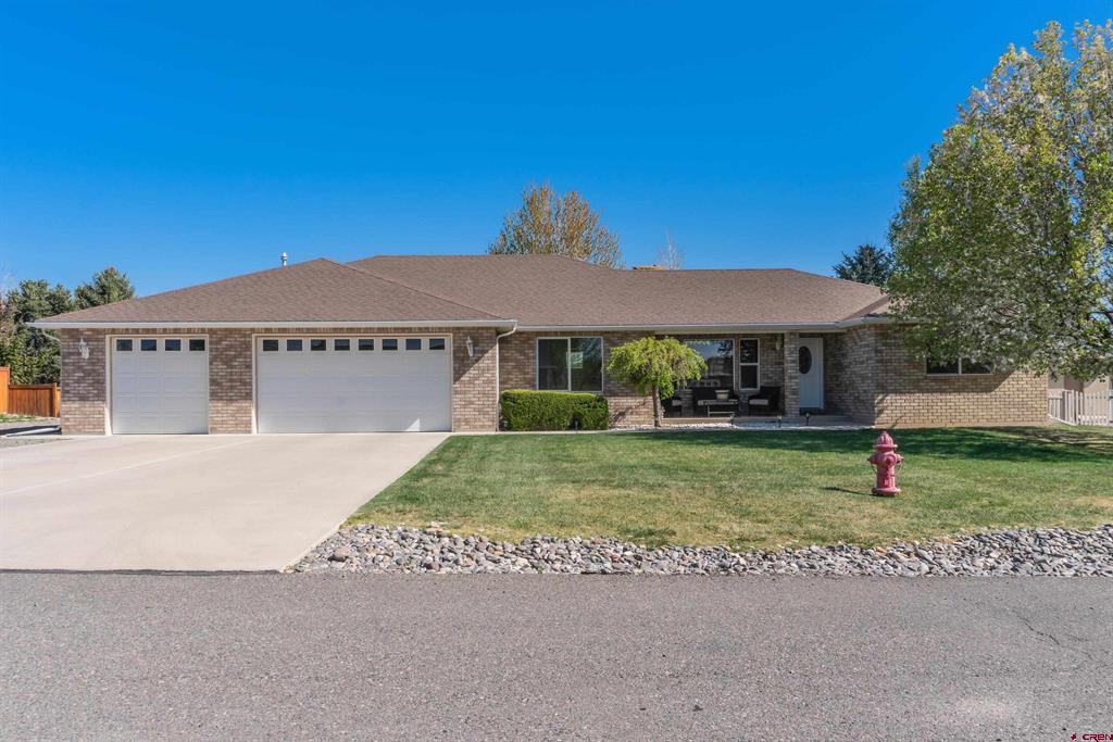 2706 Clover Court Property Photo 1
