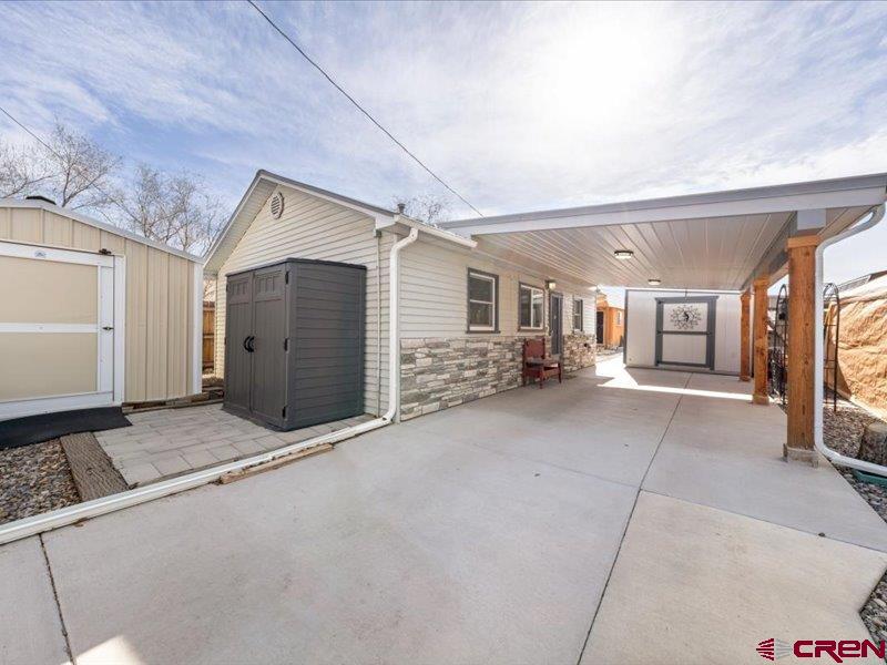 716 N Mesa Avenue Property Photo 1