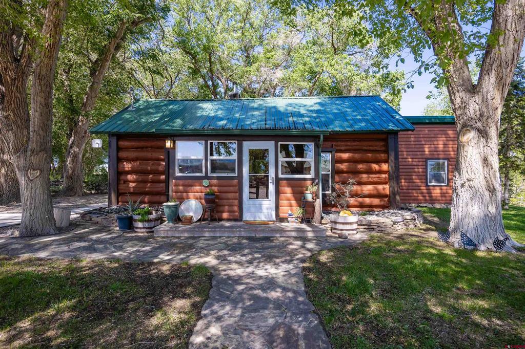 6251 5600 Road Property Photo 1
