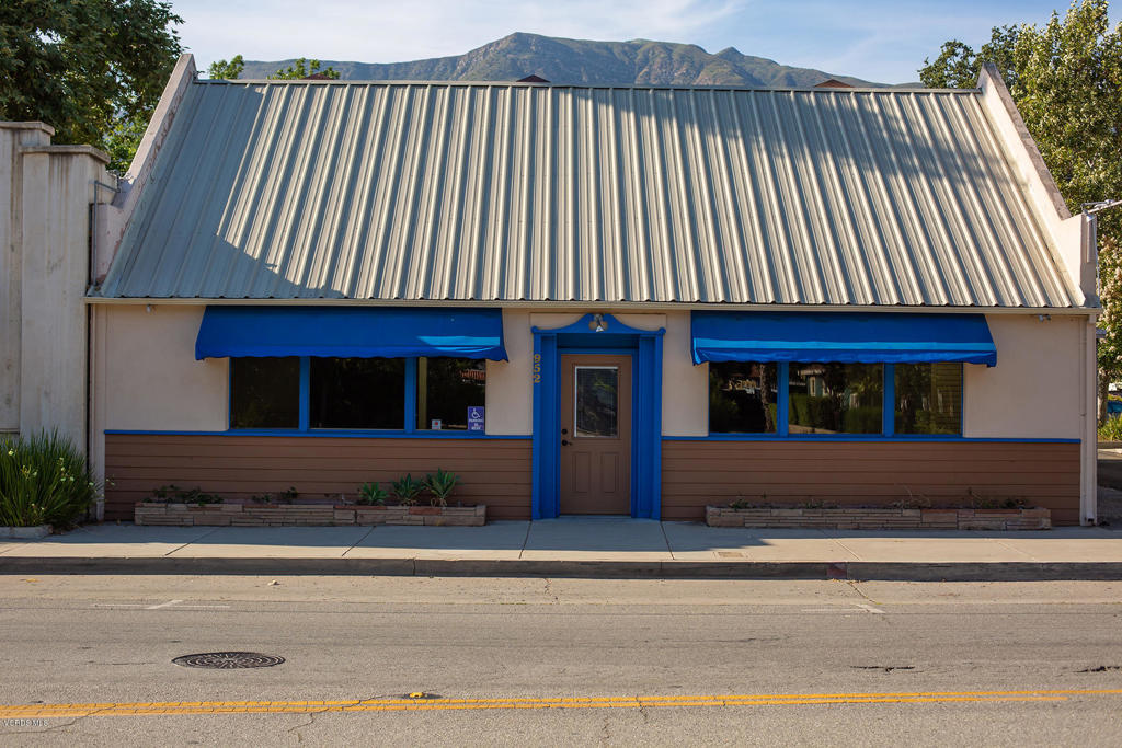 952 E Ojai Avenue Property Photo 1