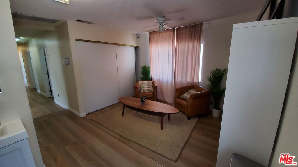 5061 W Sunset Boulevard Property Photo 12