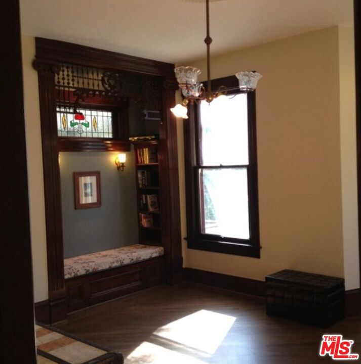 2985 Clay Street Property Photo 12