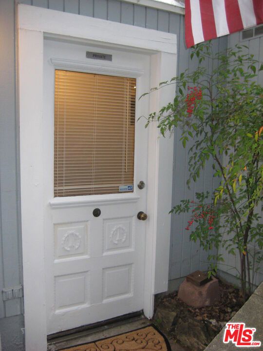 2985 Clay Street Property Photo 24