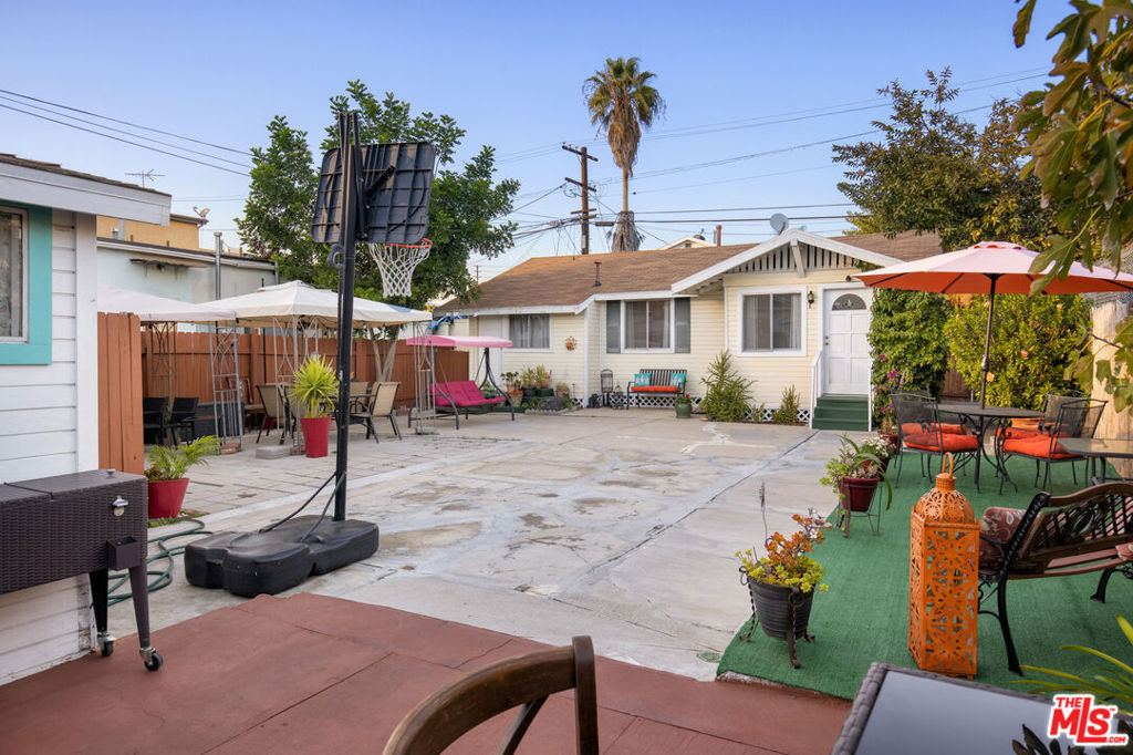 6021 Romaine Street Property Photo 21