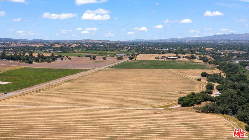 350 N Refugio Road Property Photo