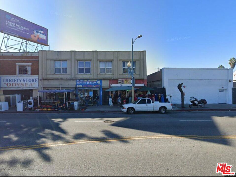 4521 S Vermont Avenue Property Photo 1