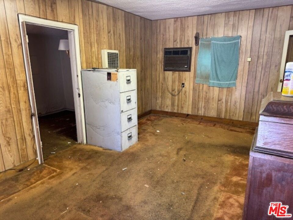 3114 Peck Road Property Photo 5