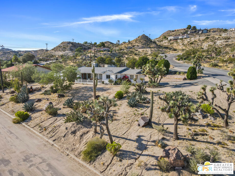 57634 Redondo Street Property Photo 1