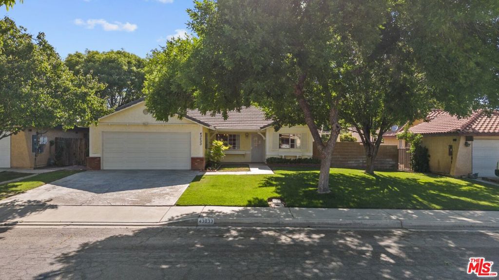 43033 22nd Street Property Photo 4