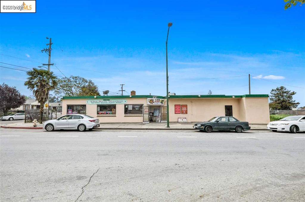 7475 Bancroft Ave Property Photo