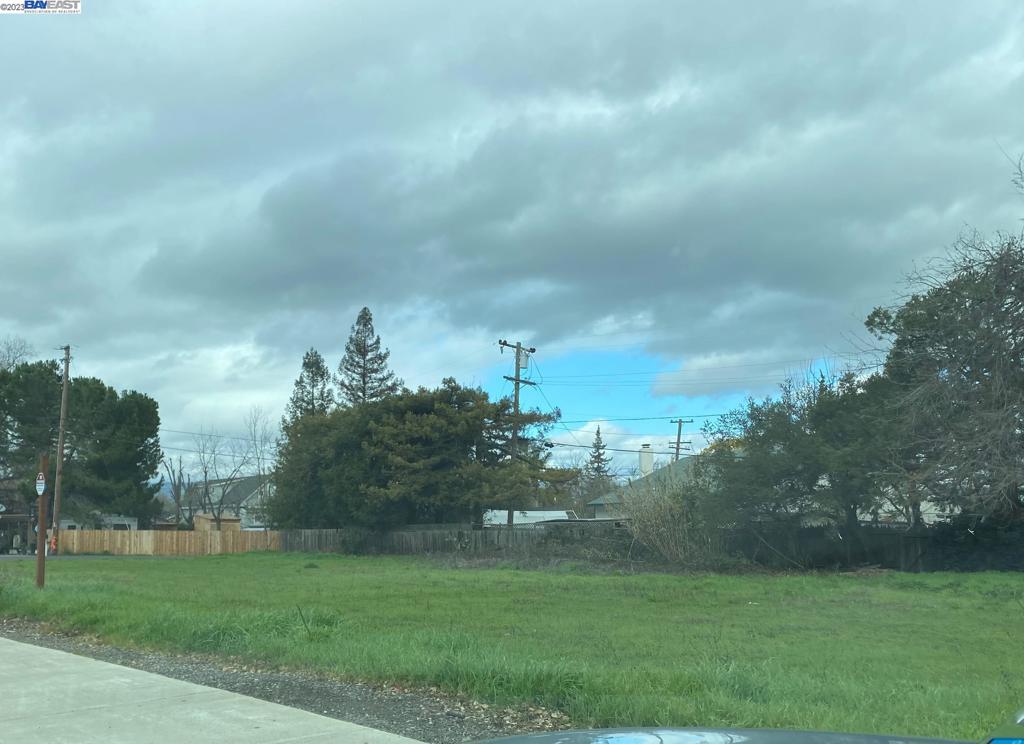 1698 D Street Property Photo