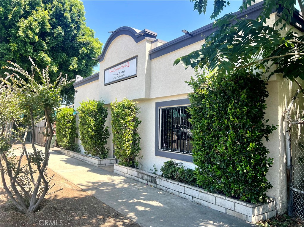 545 E California Street Property Photo 1
