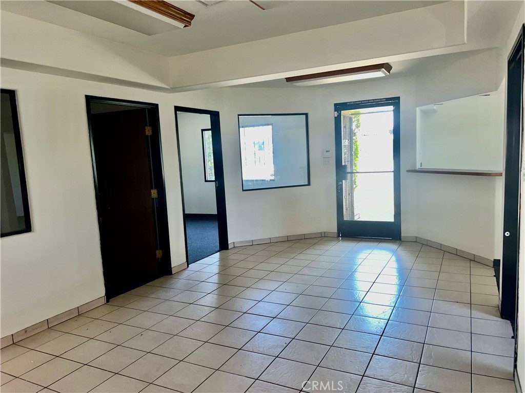 545 E California Street Property Photo 2