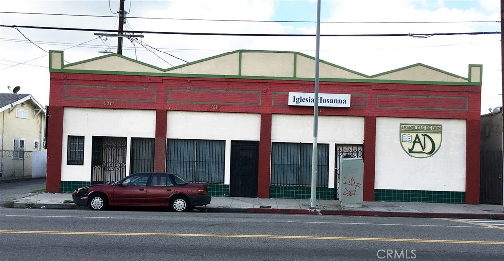 5213 S Hoover Street Property Photo
