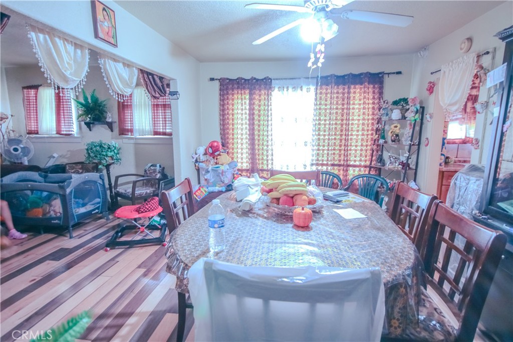 1208 E 76th Place Property Photo 26