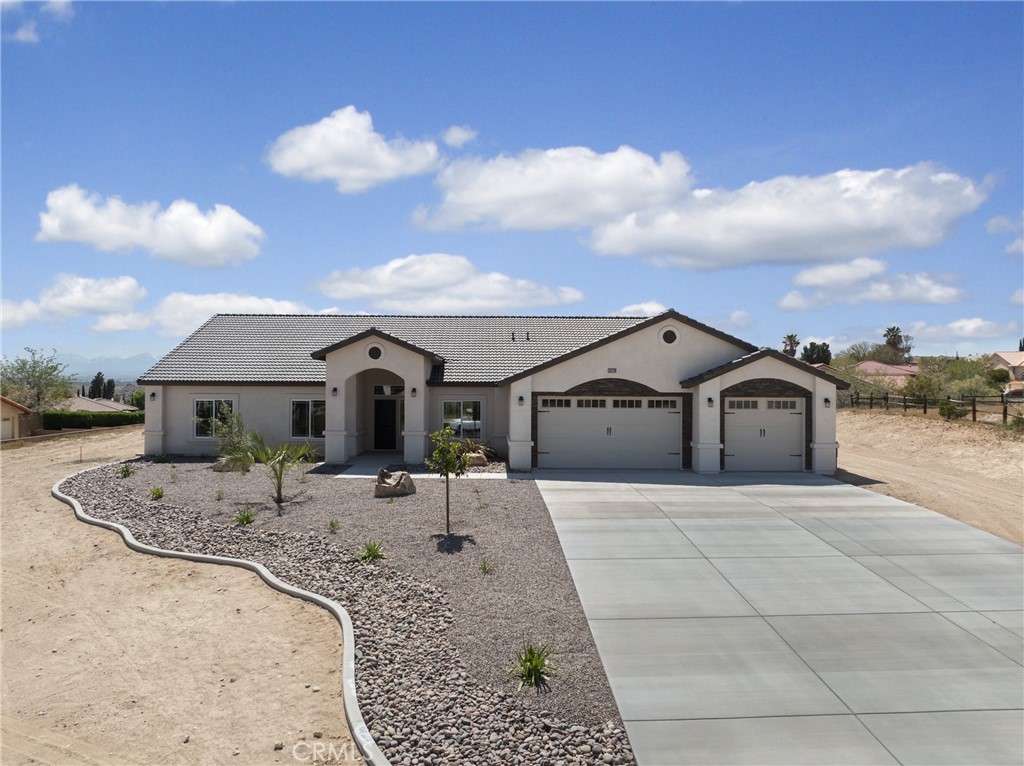 16370 Kamana Court Property Photo 1