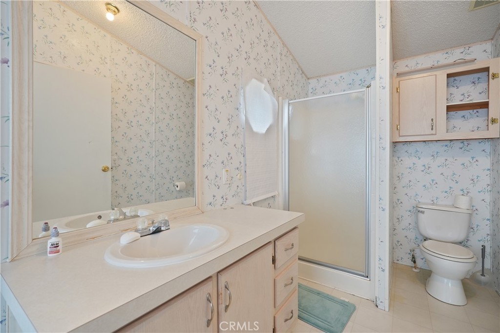 18420 Decker Road Property Photo 4