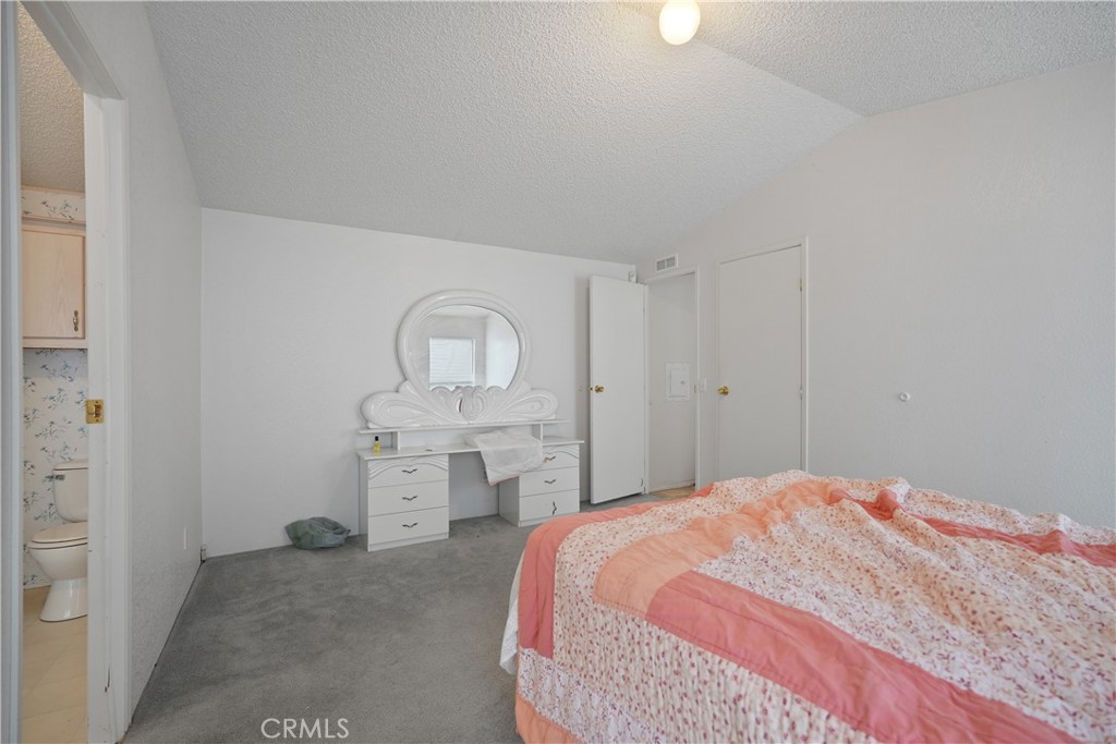 18420 Decker Road Property Photo 6