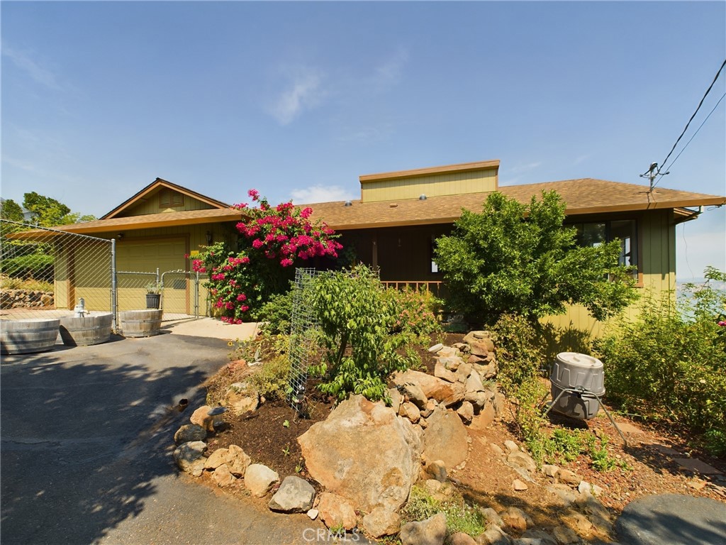 4950 Vista Grande Court Property Photo 1