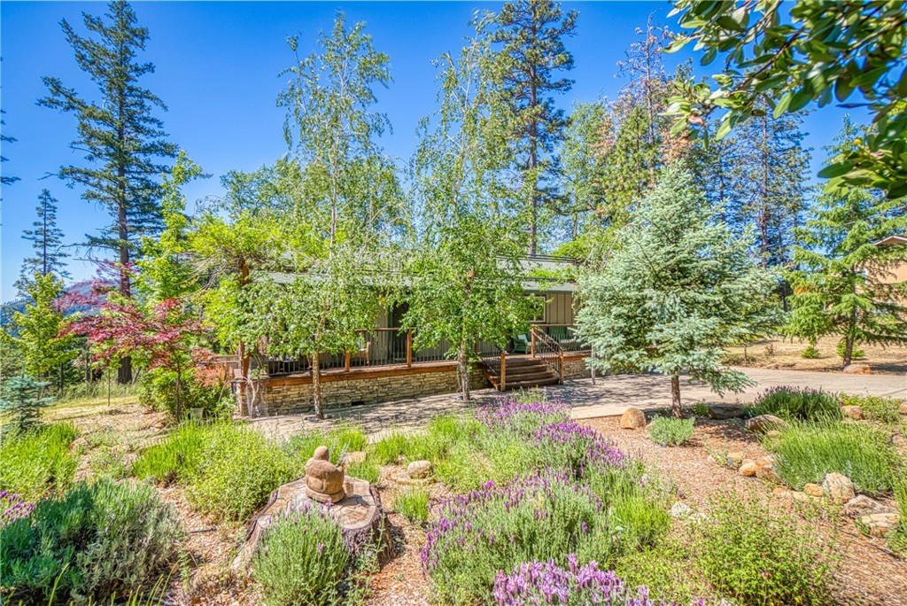 9437 Fox Drive Property Photo 1