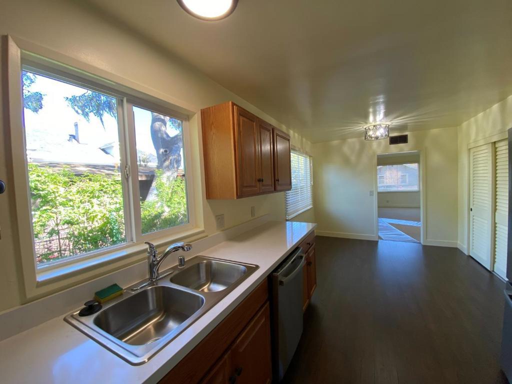 608 Congress Avenue Property Photo 5