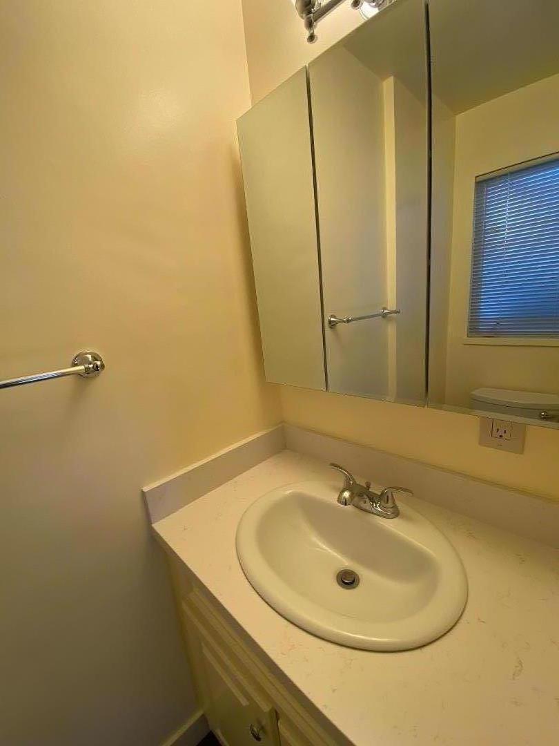 608 Congress Avenue Property Photo 13