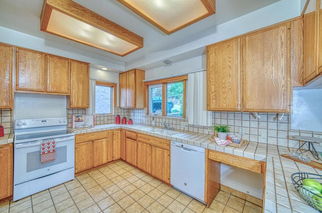 417 High Street Property Photo 14