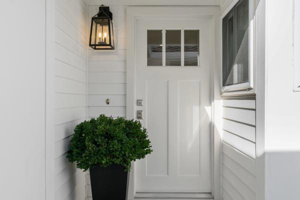 1641 Hyacinth Lane Property Photo 3