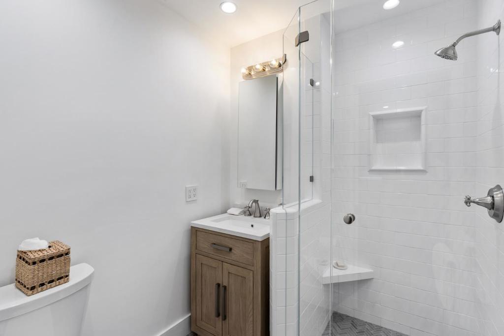 1641 Hyacinth Lane Property Photo 17