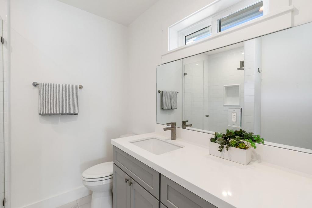 1641 Hyacinth Lane Property Photo 27