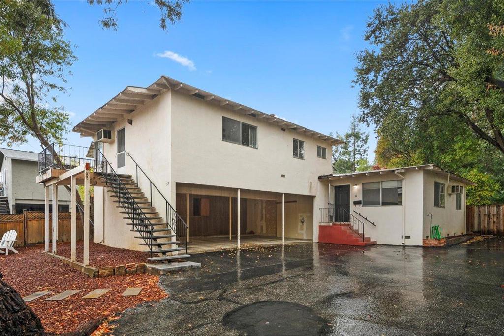 35 Montgomery Street Property Photo 19