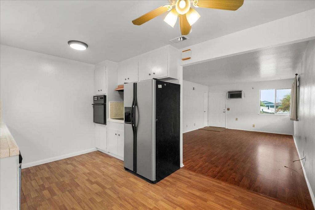 35 Montgomery Street Property Photo 23