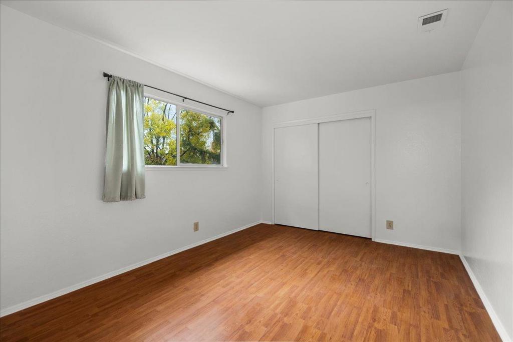 35 Montgomery Street Property Photo 26