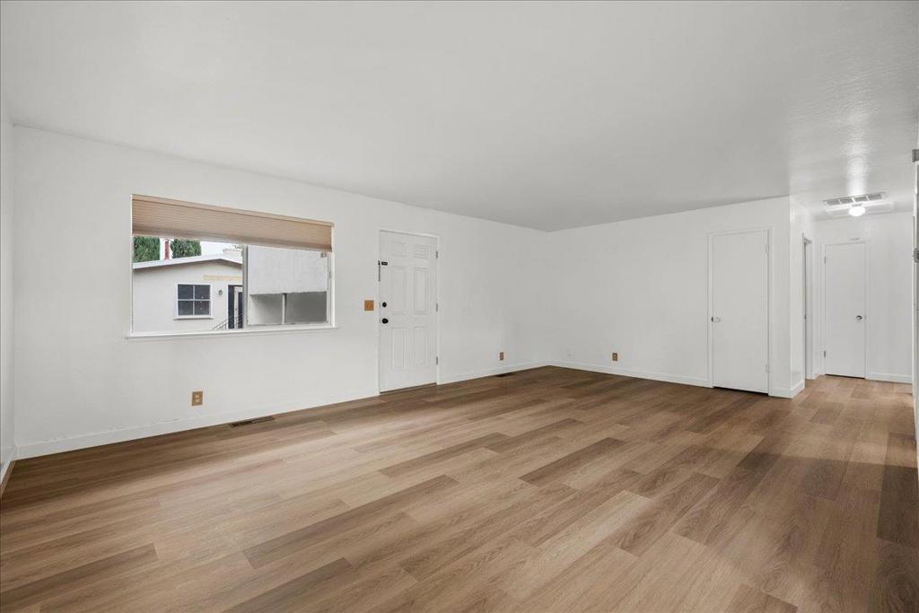 35 Montgomery Street Property Photo 31