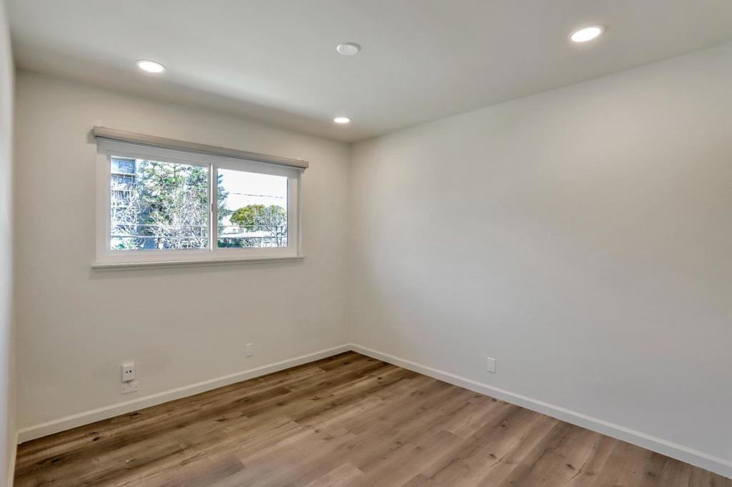 1727 Marco Polo Way Property Photo 11