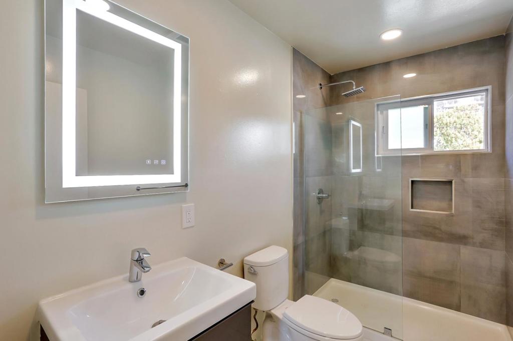 1727 Marco Polo Way Property Photo 13