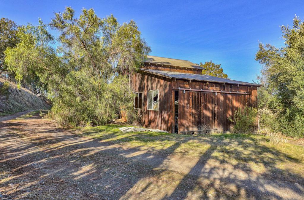 7996 Southside Road Property Photo 23
