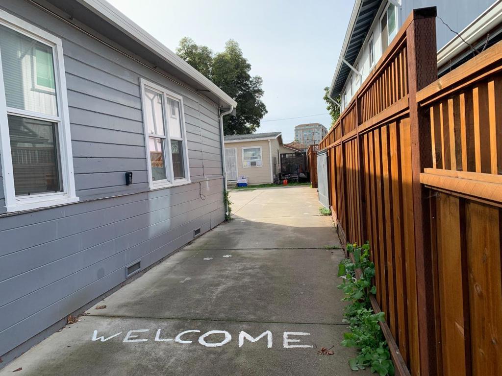 1397 Vine Street Property Photo 10