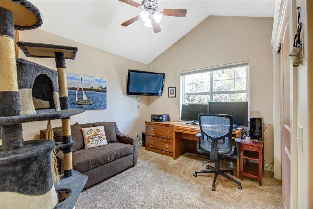 839 Calabasas Road Property Photo 14