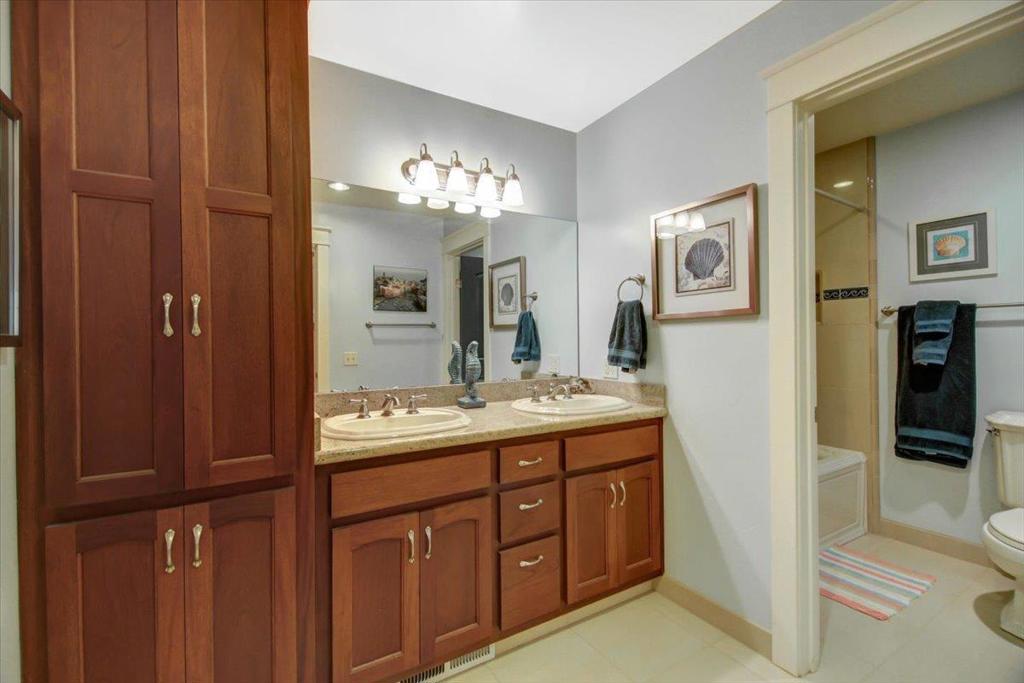 839 Calabasas Road Property Photo 15