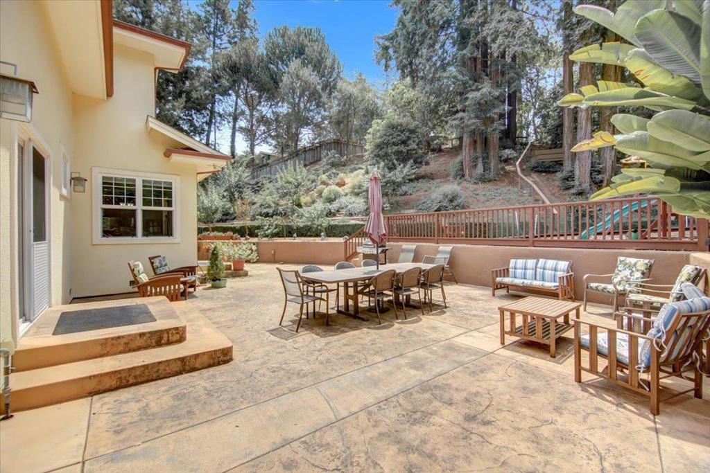 839 Calabasas Road Property Photo 17