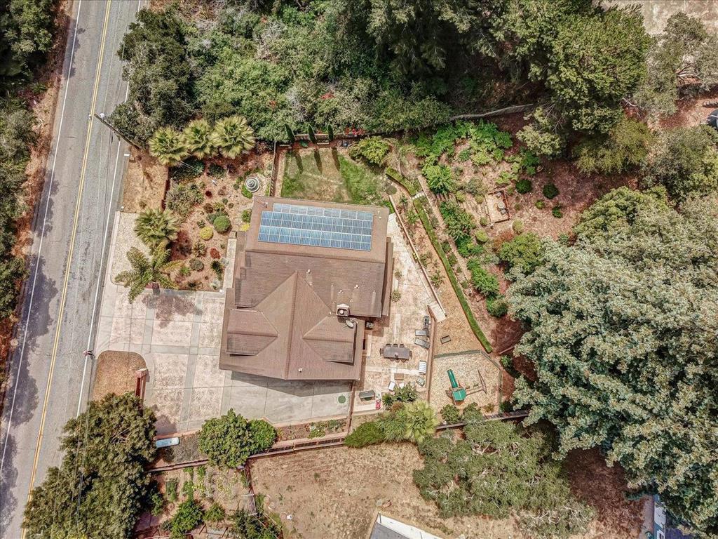 839 Calabasas Road Property Photo 23