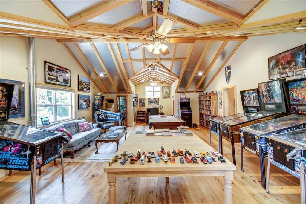 839 Calabasas Road Property Photo 47