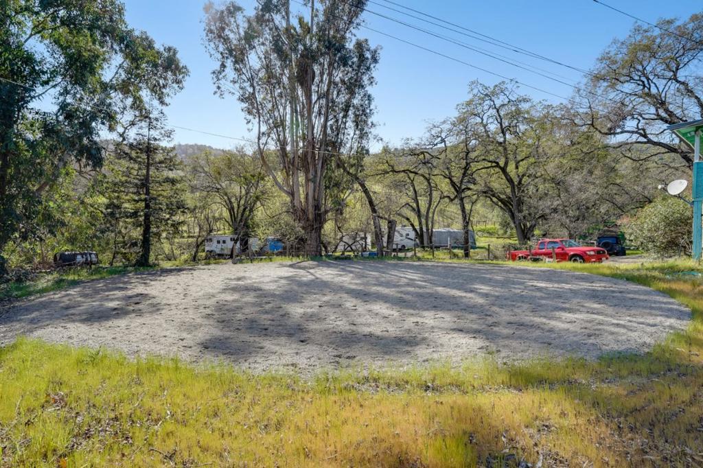 22200 Mount Eden Road Property Photo 2